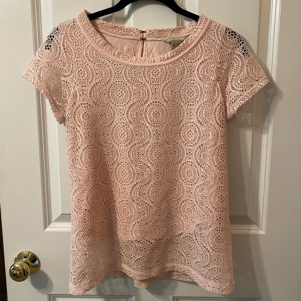 M Pink lace Banana Republic short sleeve blouse